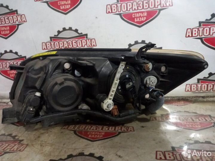 Фара передняя правая Toyota Vanguard ACA38 2azfe