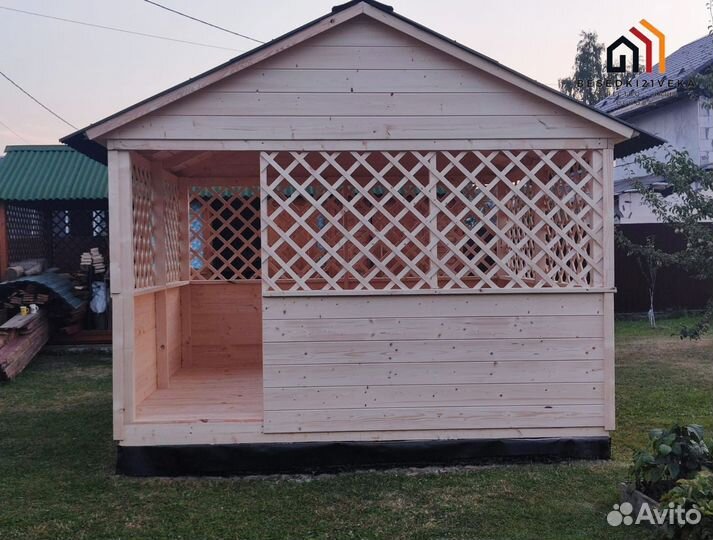 Беседка с мангальной зоной