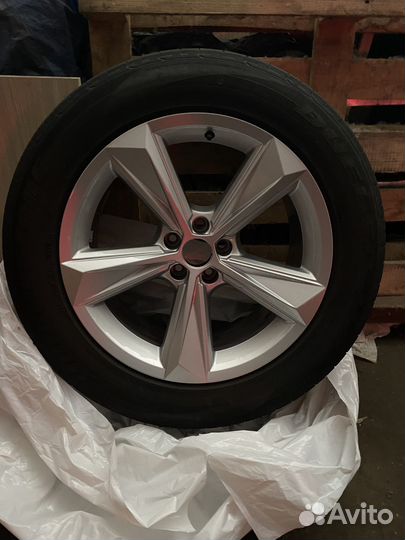 Колеса летние в сборе для Audi Q7 R19