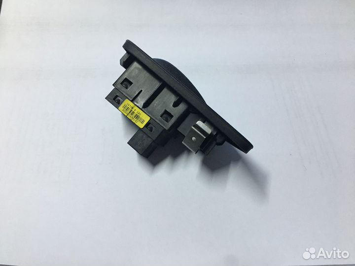 Кнопка стеклоподъемника задняя левая fiat bravo 2