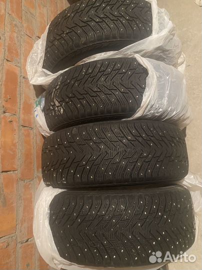 Nokian Tyres Hakkapeliitta 8 225/55 R17