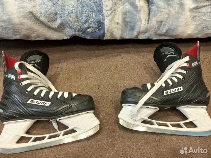 Хоккейные коньки bauer