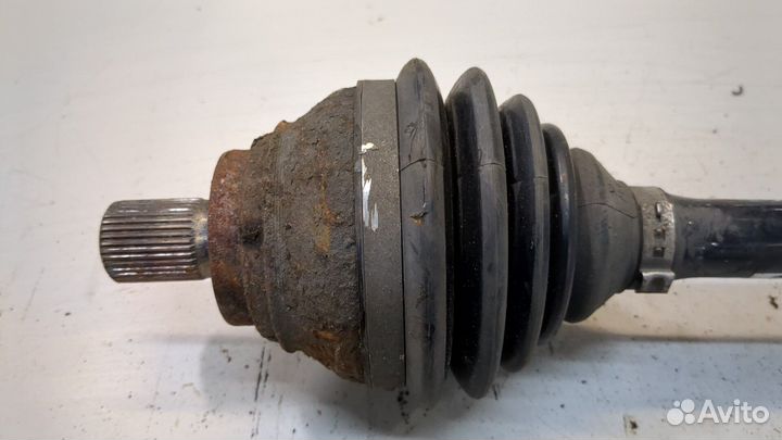 Полуось левая передняя Volkswagen Passat CC