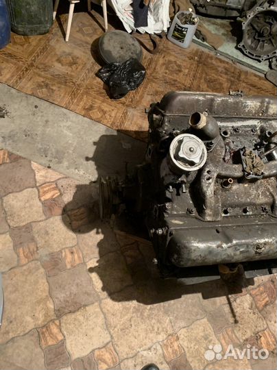 Двигатель на ЗИЛ 130