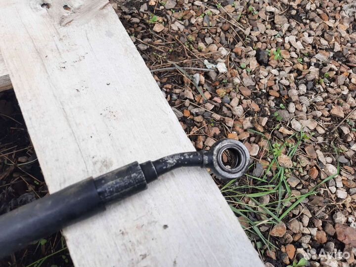 Трубка гура. Шланг гидроусилителя Ауди 100 C4