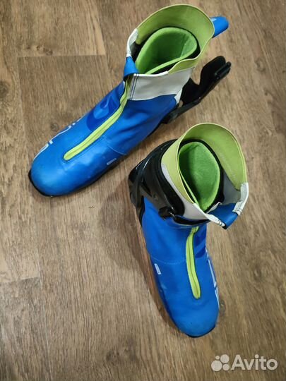 Лыжные ботинки spine concept skate pro NNN