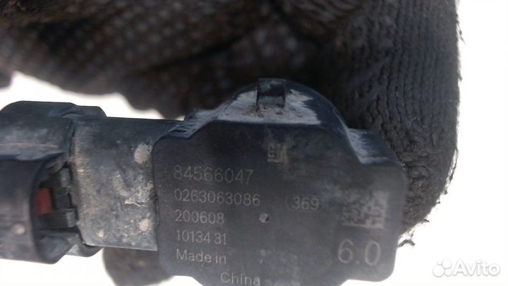 Датчик парктроника Chevrolet Trailblazer, 2021