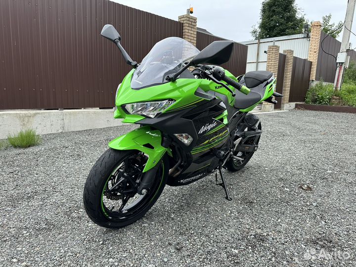 Продам мотоцикл Kawasaki ninja 400