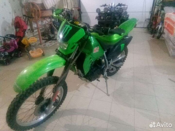 Продается мотоцикл Kawasaki KLR-250