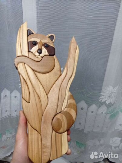 Панно из дерева