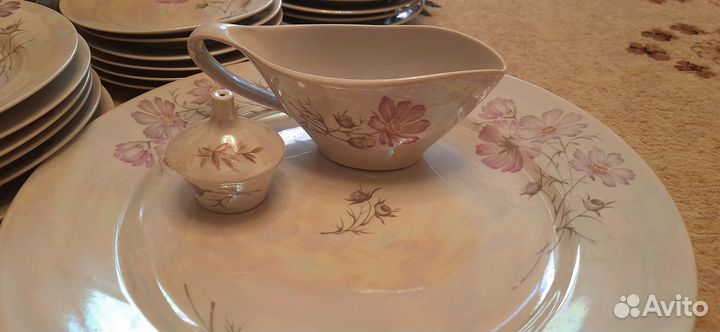Столовый сервиз новый