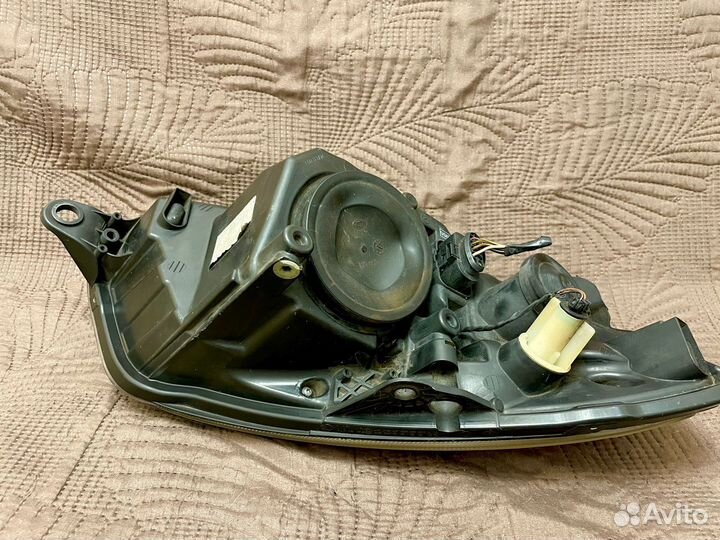 Фара левая Шкода Фабия дорест