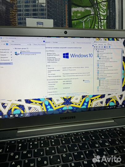 Компактный и мощный samsung i3,в красивом цвете