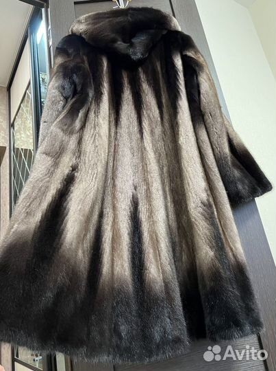 Шуба норковая с капюшоном 48 50