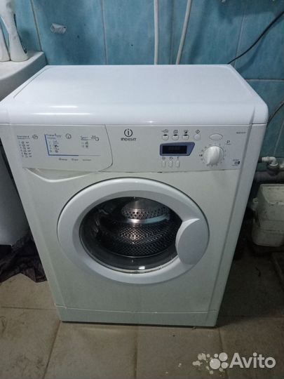 Стиральная машина indesit