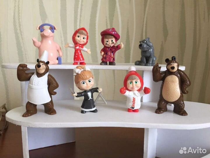 Игрушка Маша Медведь