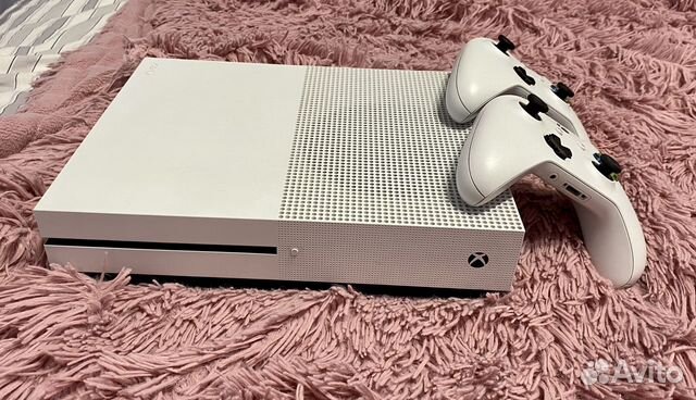Xbox One S 500 gb