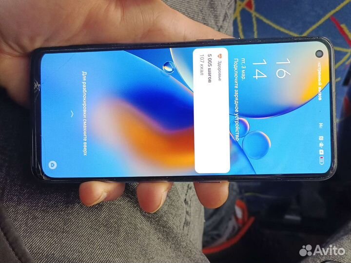 Телефон iPhone 6s