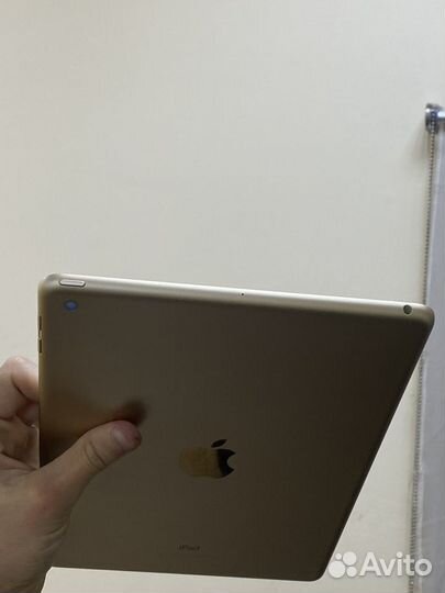 iPad 5 поколения 32GB