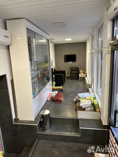 Магазин автозапчастей