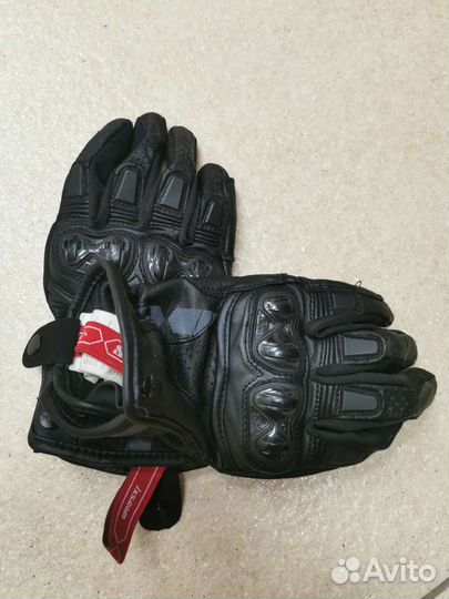 Мотоперчатки