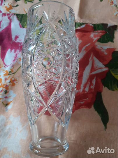 Хрустальная ваза