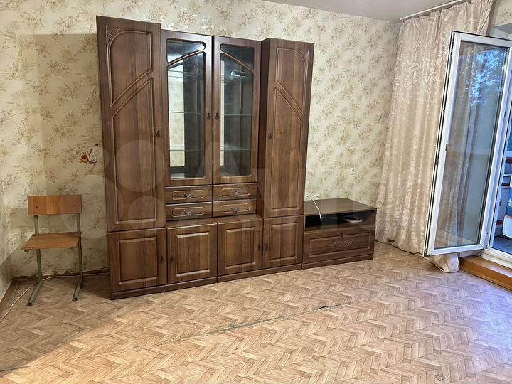 1-к. квартира, 43 м², 2/9 эт.