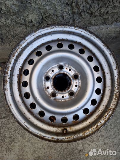 Штампы на BMW 5 series (E34) оригинал