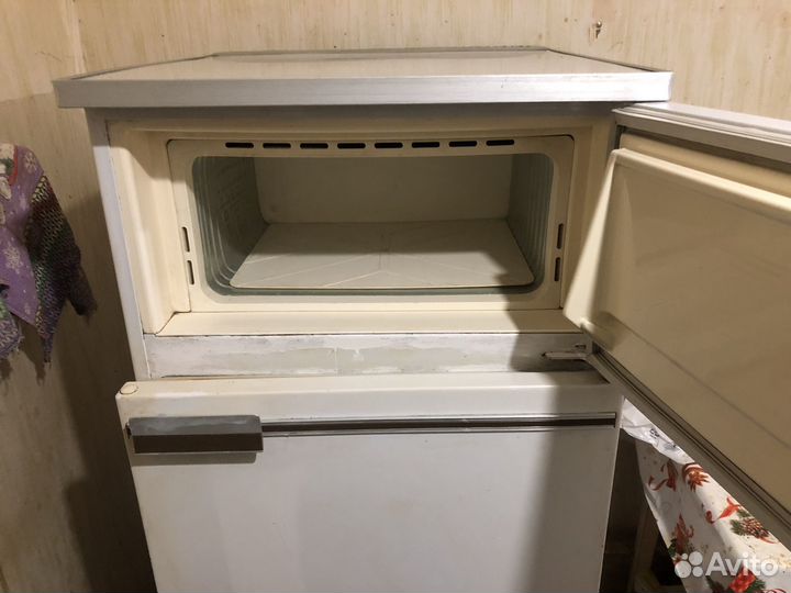 Холодильник бирюса 21'' кщд-260п