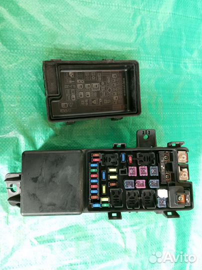 Блок предохранителей Honda Stepwgn RG1