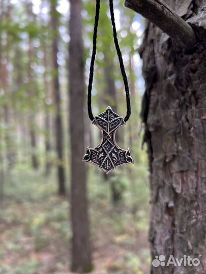 Подвеска Молот Тора