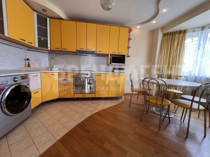 3-к. квартира, 91 м², 5/14 эт.