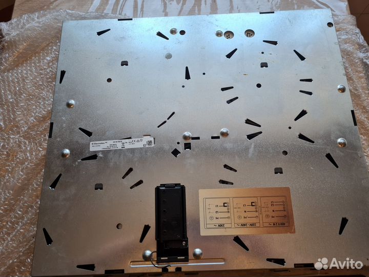 Варочная панель электрическая electrolux