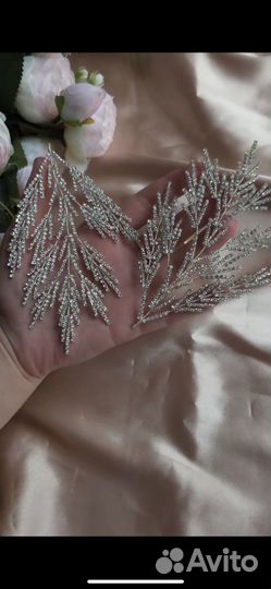 Украшение на волосы