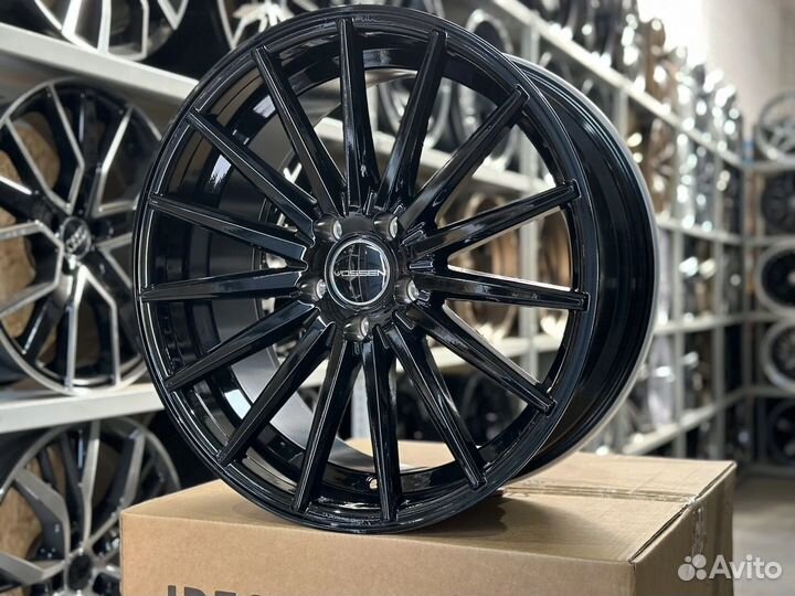 Диски R19 Vossen Vfs2 8,5J 114,3 чёрный глянец