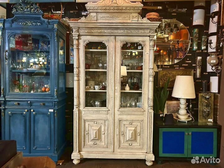 Буфет под старину белый