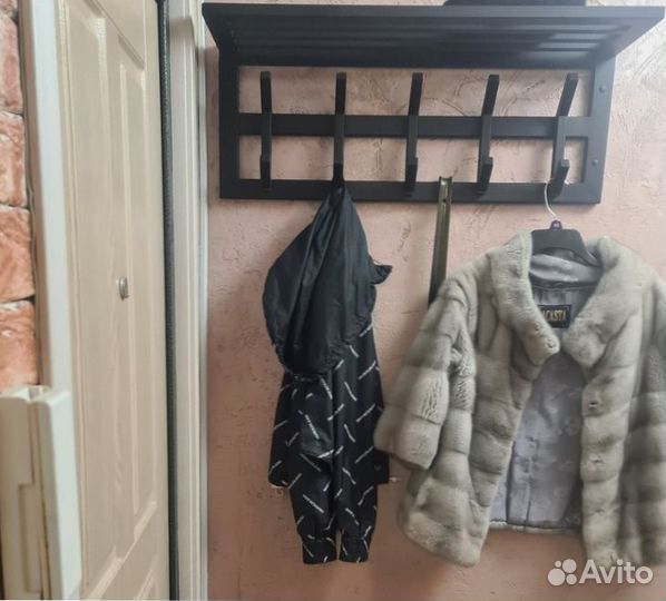 Вешалка с полкой в стиле лофт