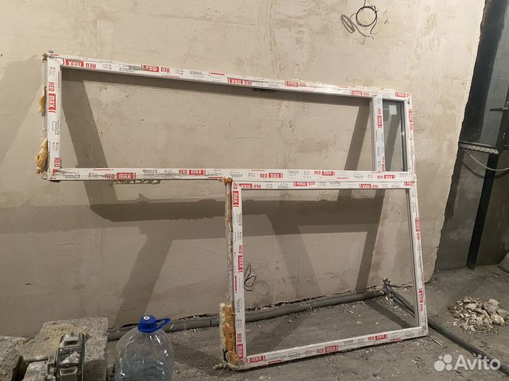 Пластиковые окнас дверью на балкон