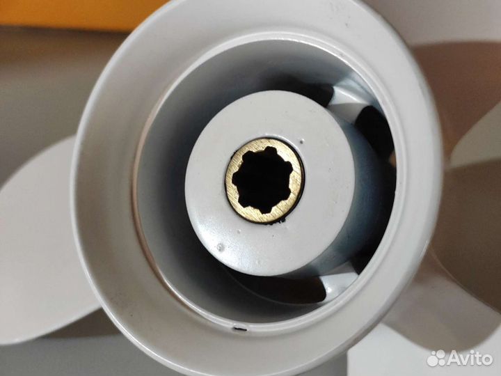 Гребной винт Yamaha 6-8, шаг 9,5