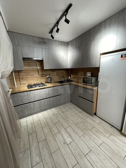 2-к. квартира, 70 м², 3/5 эт.