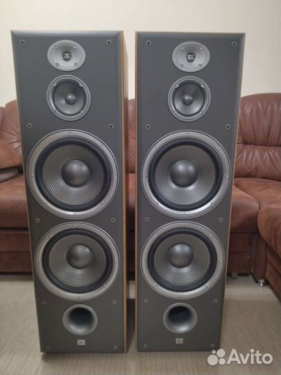 Акустические колонки jbl напольные Е 100