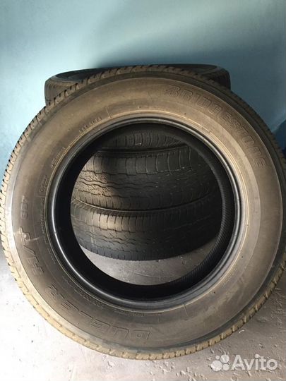 Bridgestone Dueler H/T D687 225/65 R17