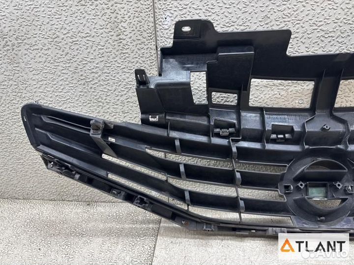 Решетка радиатора nissan note