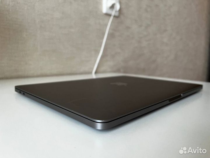 Apple MacBook Pro 13 2017 i5 16/512gb