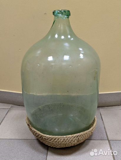 Бутыль старинный большой