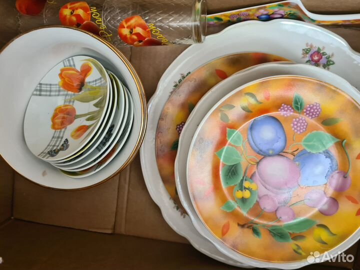 Посуда хрустальная, фарфоровая, бокалы,стаканы