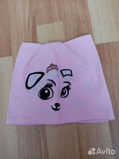 Две шапочки на девочку