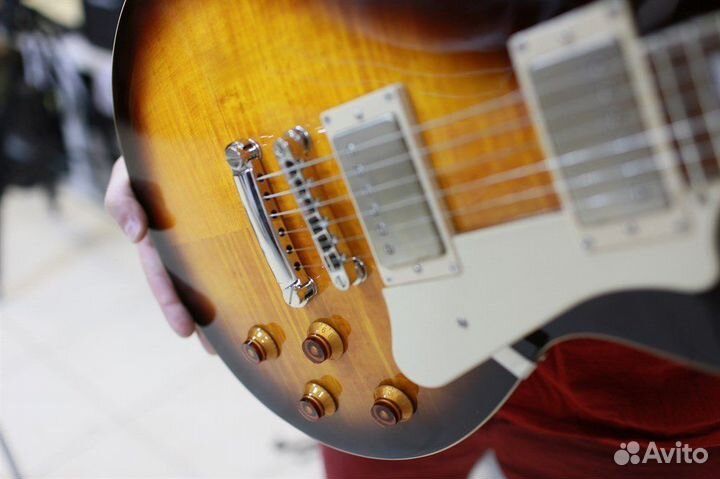 Электрогитара