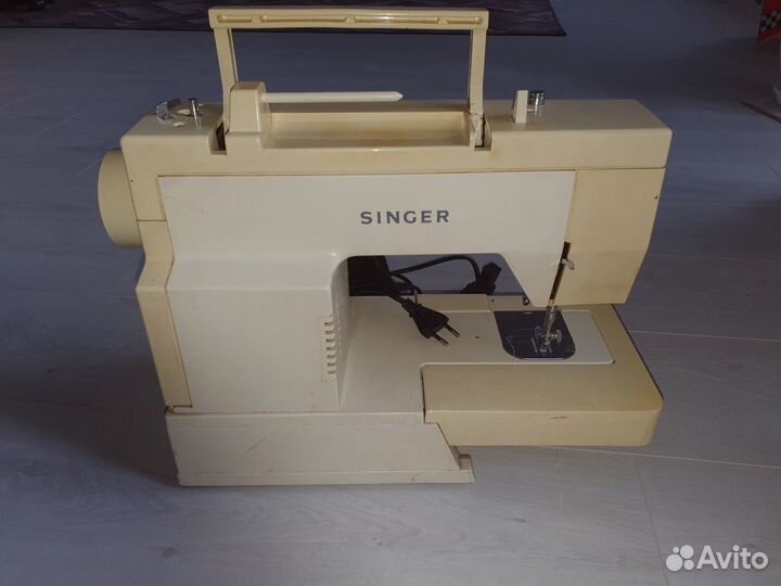 Швейная машина zinger