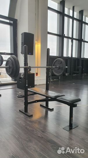 Скамья для жима и штанга